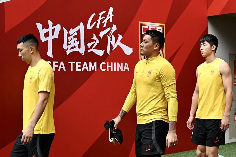 整整七天时间，没洗脸没刷牙没刮胡子